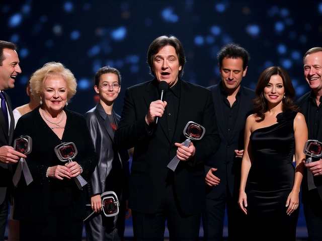 Everybody Loves Raymond Cast Reunites for 30th Anniversary Special Hosted by Romano and Rosenthal