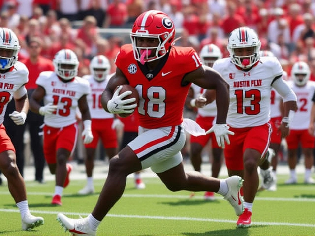 Walker’s 3 TDs, Frazier’s 2 Runs Power No. 4 Georgia to 35-3 Win Over Charlotte